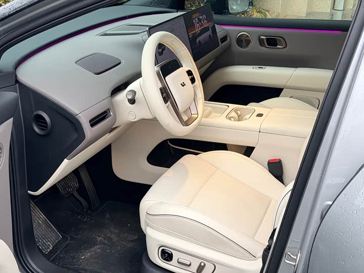 Фото 3 - LiXiang i6