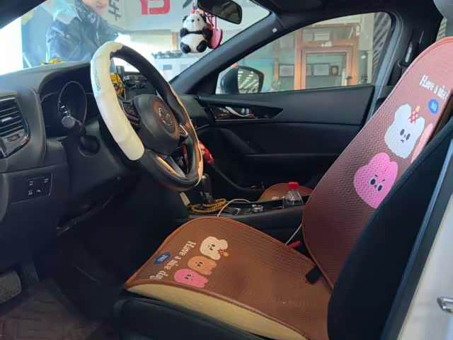 Фото 9 - Mazda CX-4