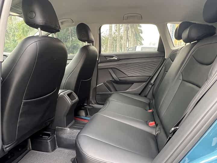 Фото 6 - Volkswagen Tharu