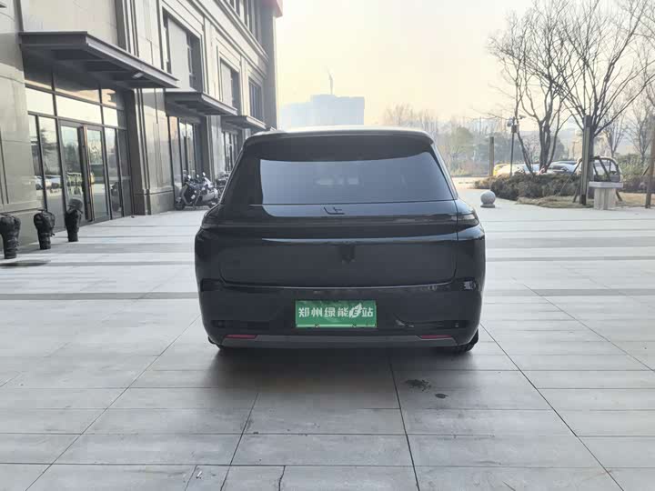 Фото 8 - LiXiang L8