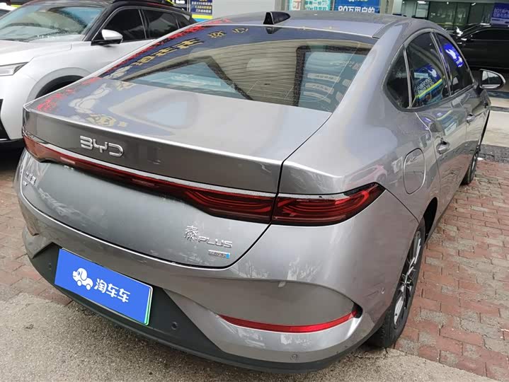 Фото 3 - BYD Qin Plus