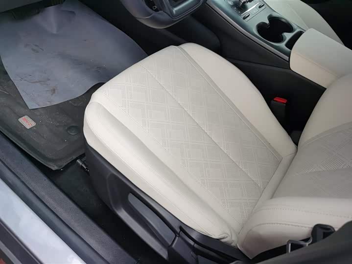 Фото 9 - BYD Qin Plus