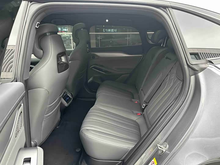 Фото 9 - BYD Song L