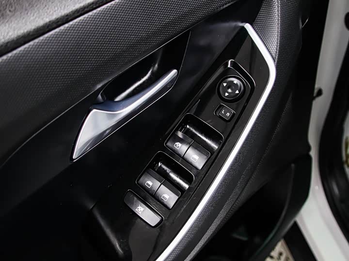 Фото 6 - Hyundai ix25 (Mufasa)