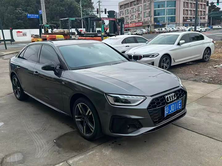 Фото 3 - Audi A4L