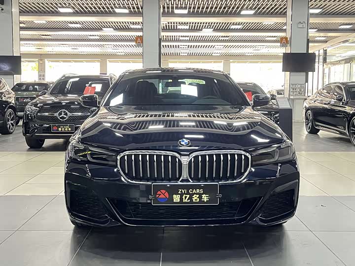 Фото 2 - BMW 5 Series