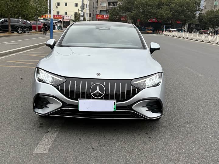 Фото 2 - Mercedes-Benz EQE