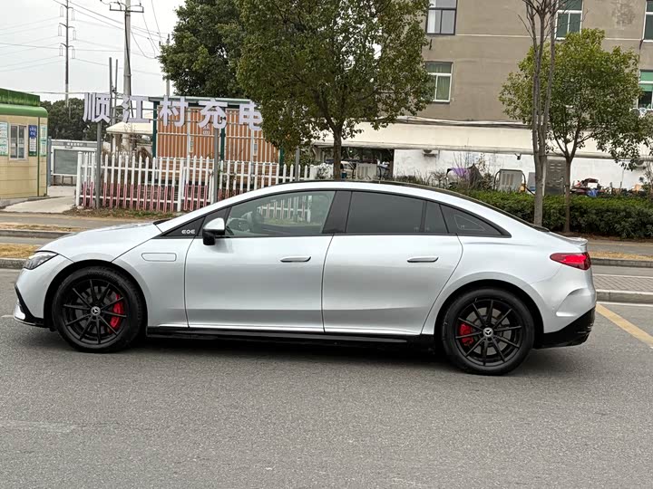 Фото 7 - Mercedes-Benz EQE