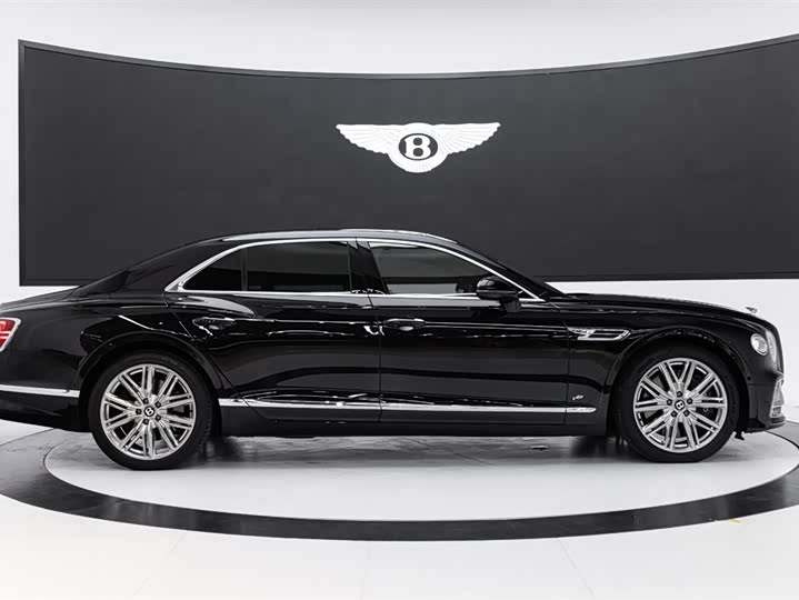 Фото 7 - Bentley Flying Spur