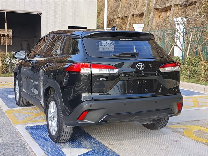 Фото 7 - Toyota Corolla Cross