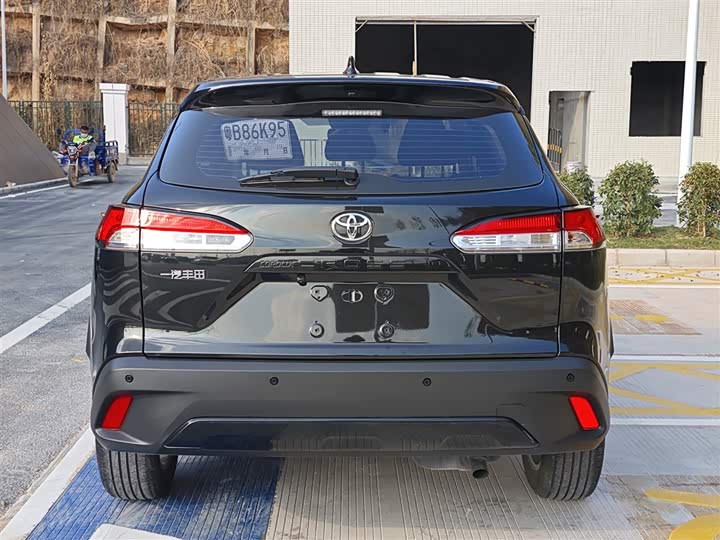 Фото 8 - Toyota Corolla Cross