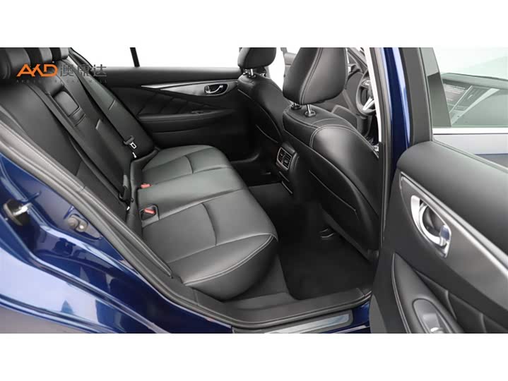 Фото 8 - Infiniti Q50L