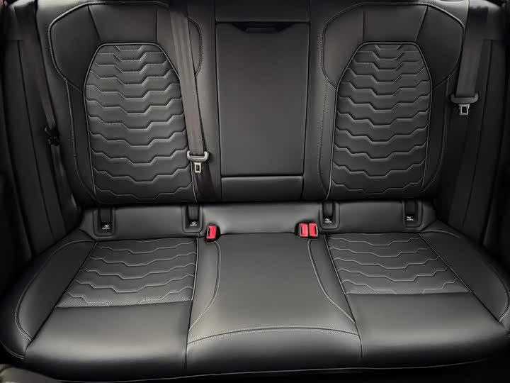 Фото 5 - Audi Q6L e-tron