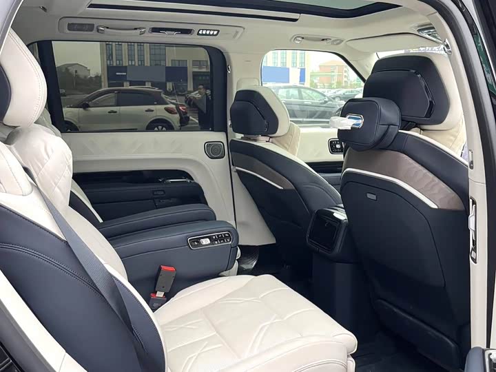 Фото 4 - Zeekr 9X