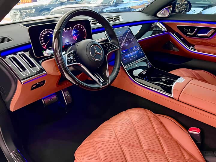 Фото 7 - Mercedes-Benz Maybach S-Class