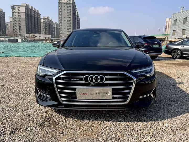 Фото 2 - Audi A6L