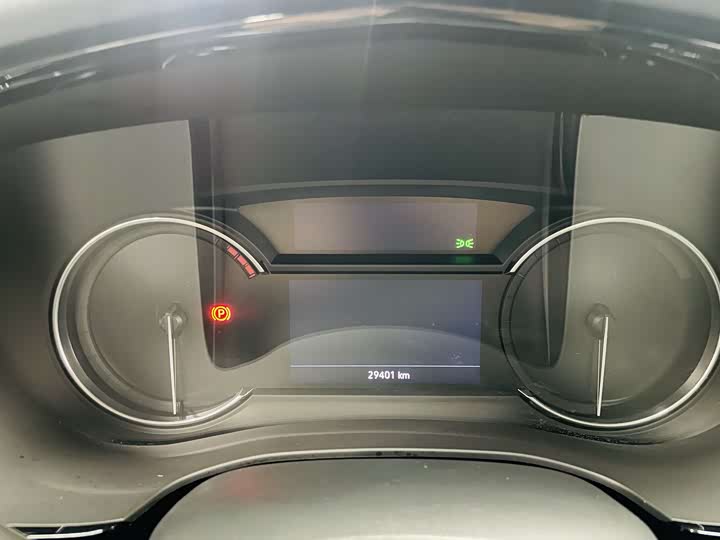 Фото 7 - Cadillac XT5