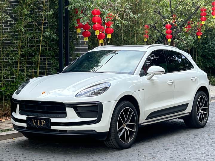 Фото 1 - Porsche Macan