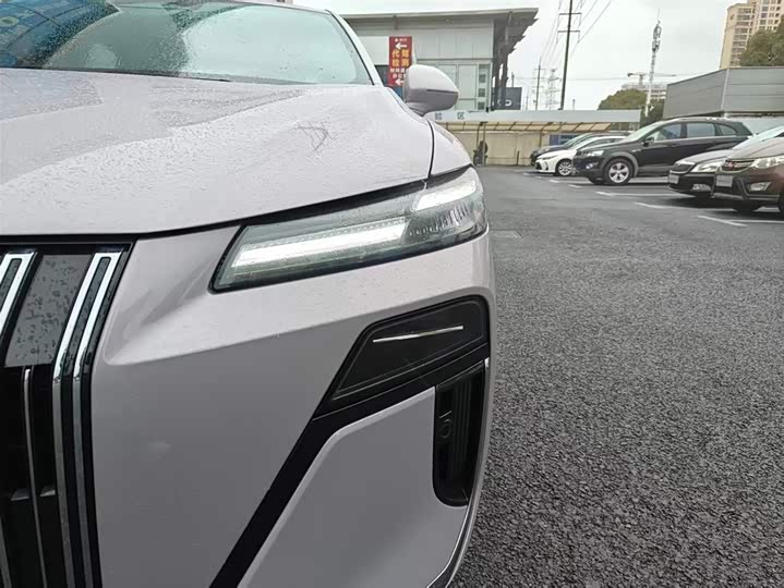 Фото 7 - Roewe M7 DMH