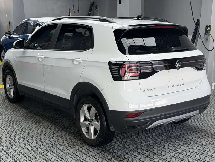 Фото 4 - Volkswagen T-Cross