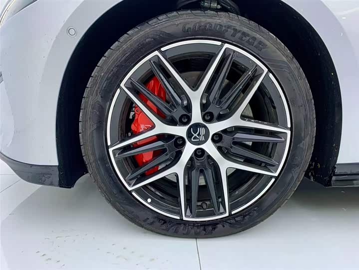 Фото 6 - BYD Han L