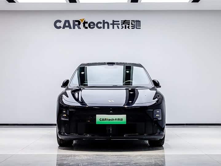 Фото 2 - LiXiang i6