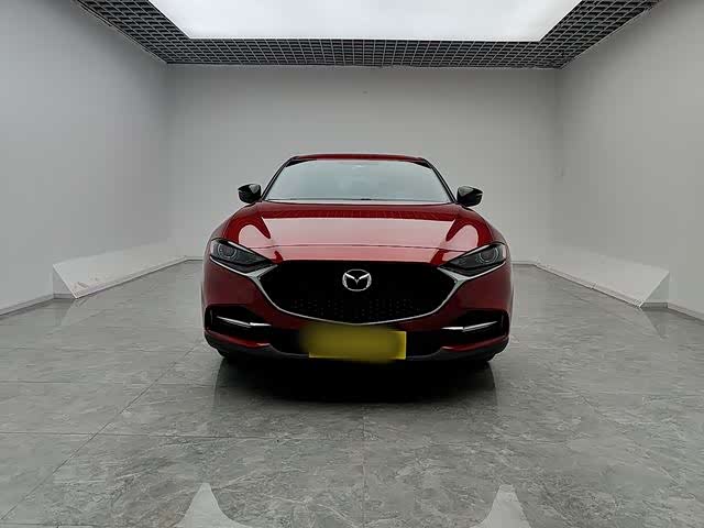 Фото 2 - Mazda CX-4