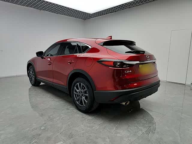 Фото 4 - Mazda CX-4
