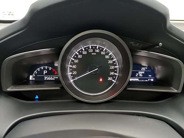 Фото 9 - Mazda CX-4