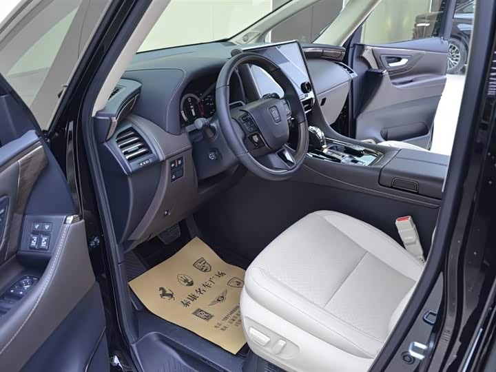 Фото 4 - Toyota Vellfire