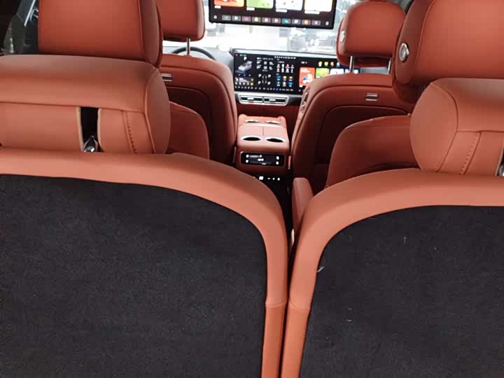 Фото 8 - LiXiang L9