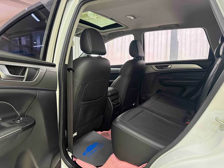 Фото 8 - Haval M6