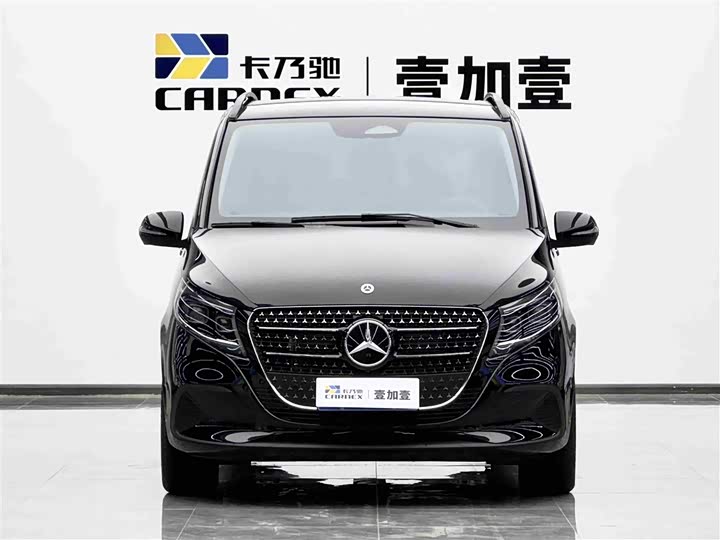 Фото 2 - Mercedes-Benz V-Class