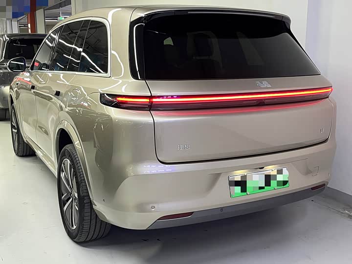 Фото 3 - LiXiang L8