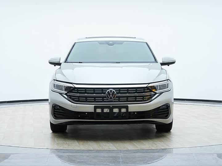 Фото 2 - Volkswagen Sagitar L