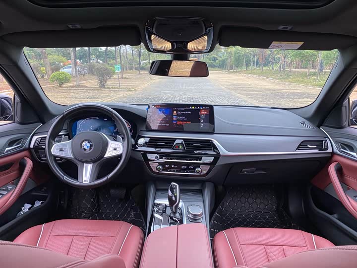 Фото 6 - BMW 5 Series