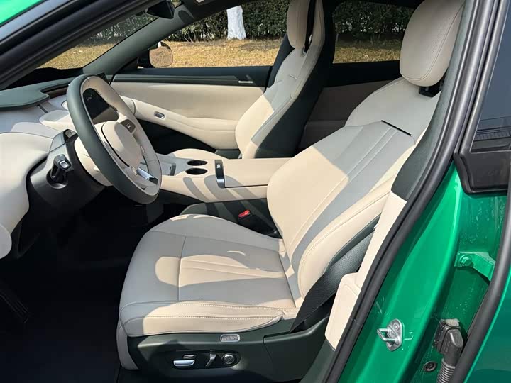 Фото 8 - Xiaomi YU7