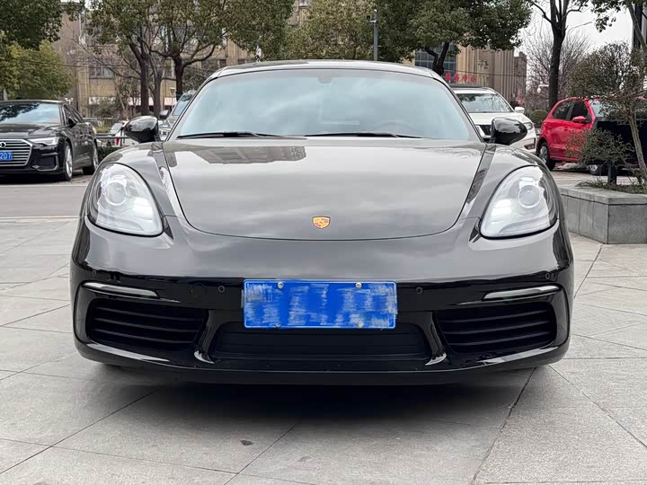 Фото 2 - Porsche 718