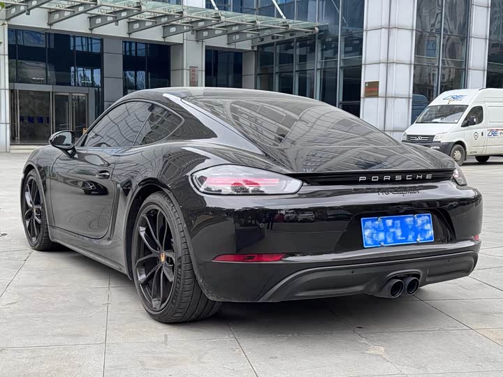 Фото 8 - Porsche 718