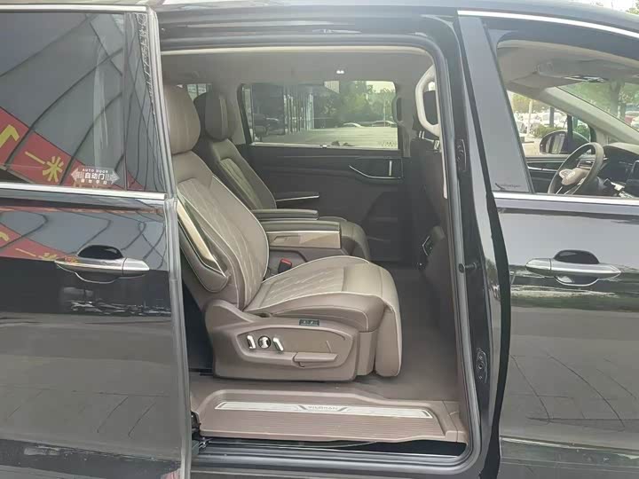 Фото 5 - Volkswagen Viloran