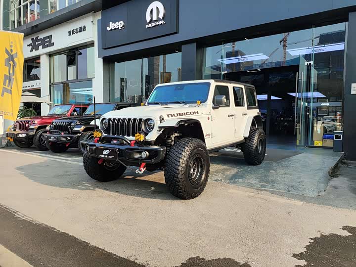 Фото 1 - Jeep Wrangler