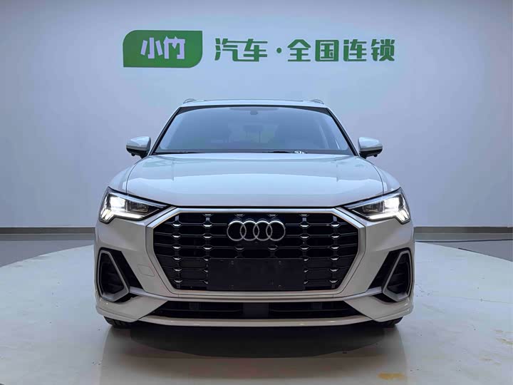 Фото 2 - Audi Q3