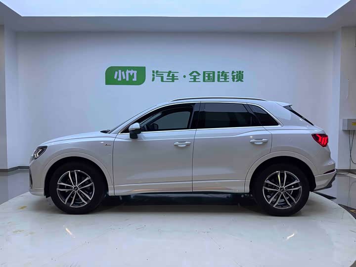 Фото 7 - Audi Q3