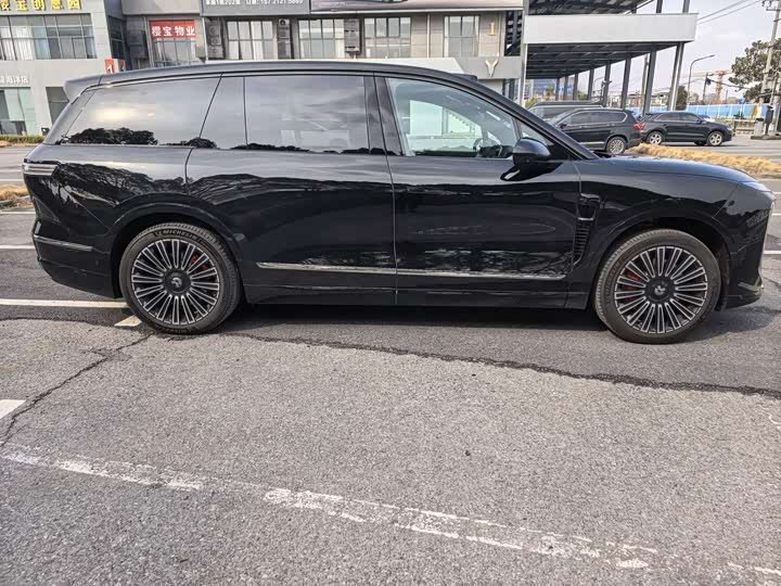 Фото 4 - Nio ES8