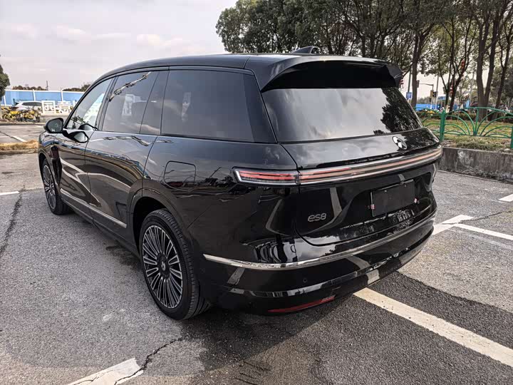 Фото 8 - Nio ES8