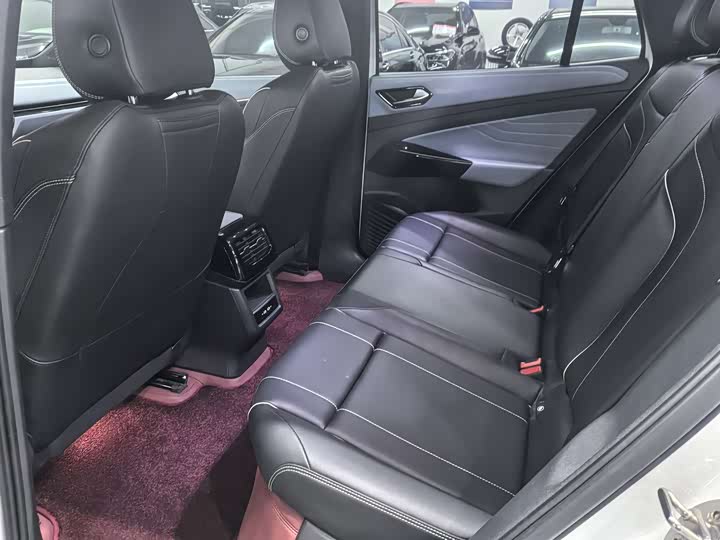 Фото 8 - Volkswagen ID.4 X