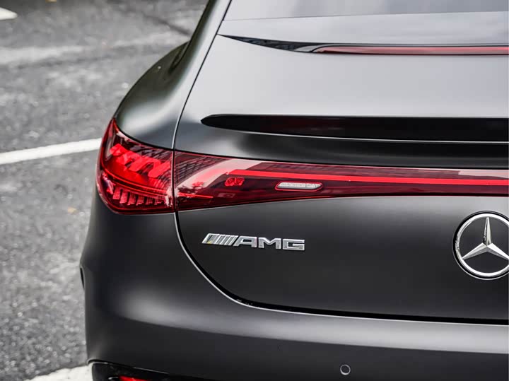 Фото 8 - Mercedes-Benz EQE AMG