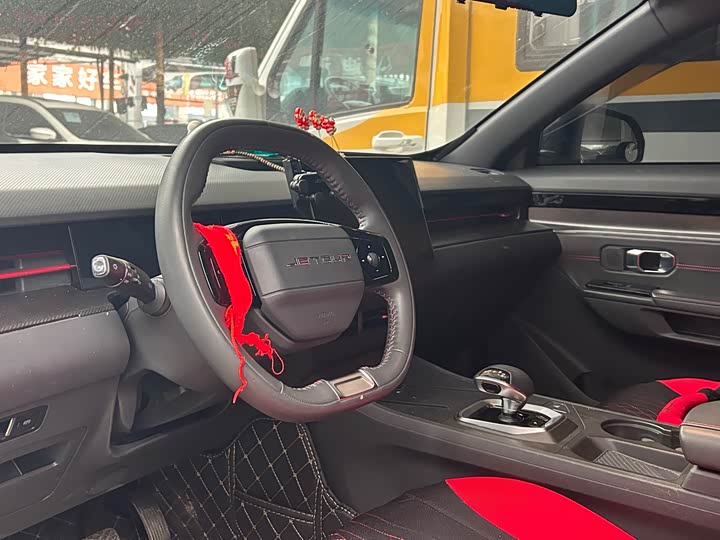 Фото 4 - Jetour Dashing