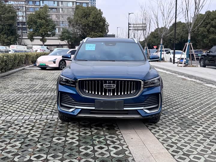 Photo 2 - Geely Monjaro