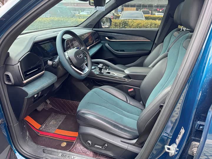 Photo 7 - Geely Monjaro